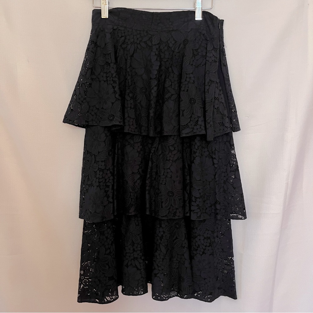 Zara navy lace skirt